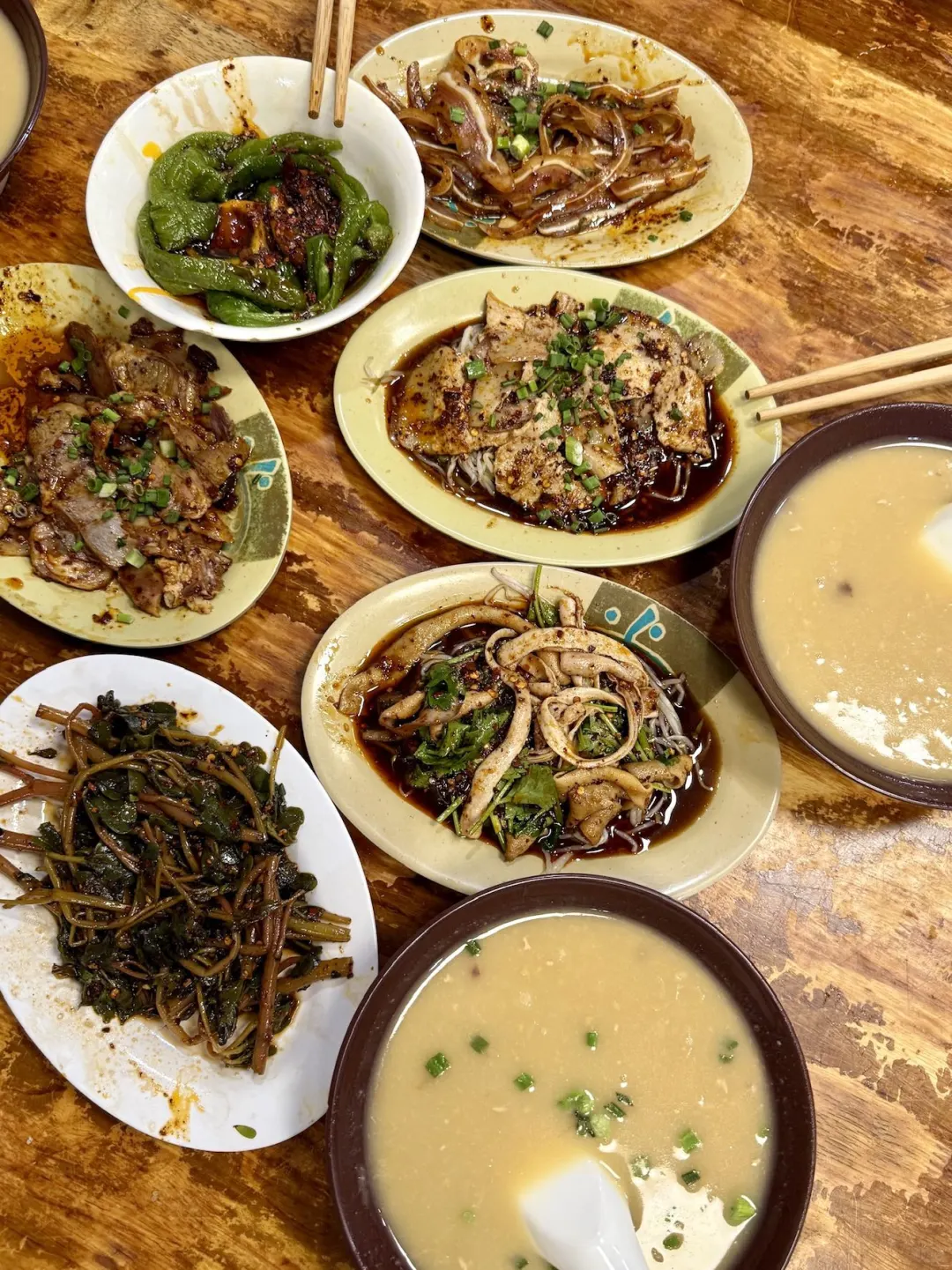 给来重庆旅游的朋友一些实用的美食推荐！
