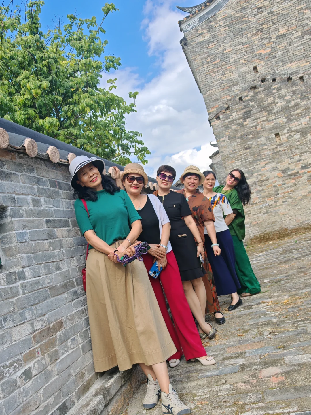 50岁｜没想到吧，今天做导游说走就走的旅行