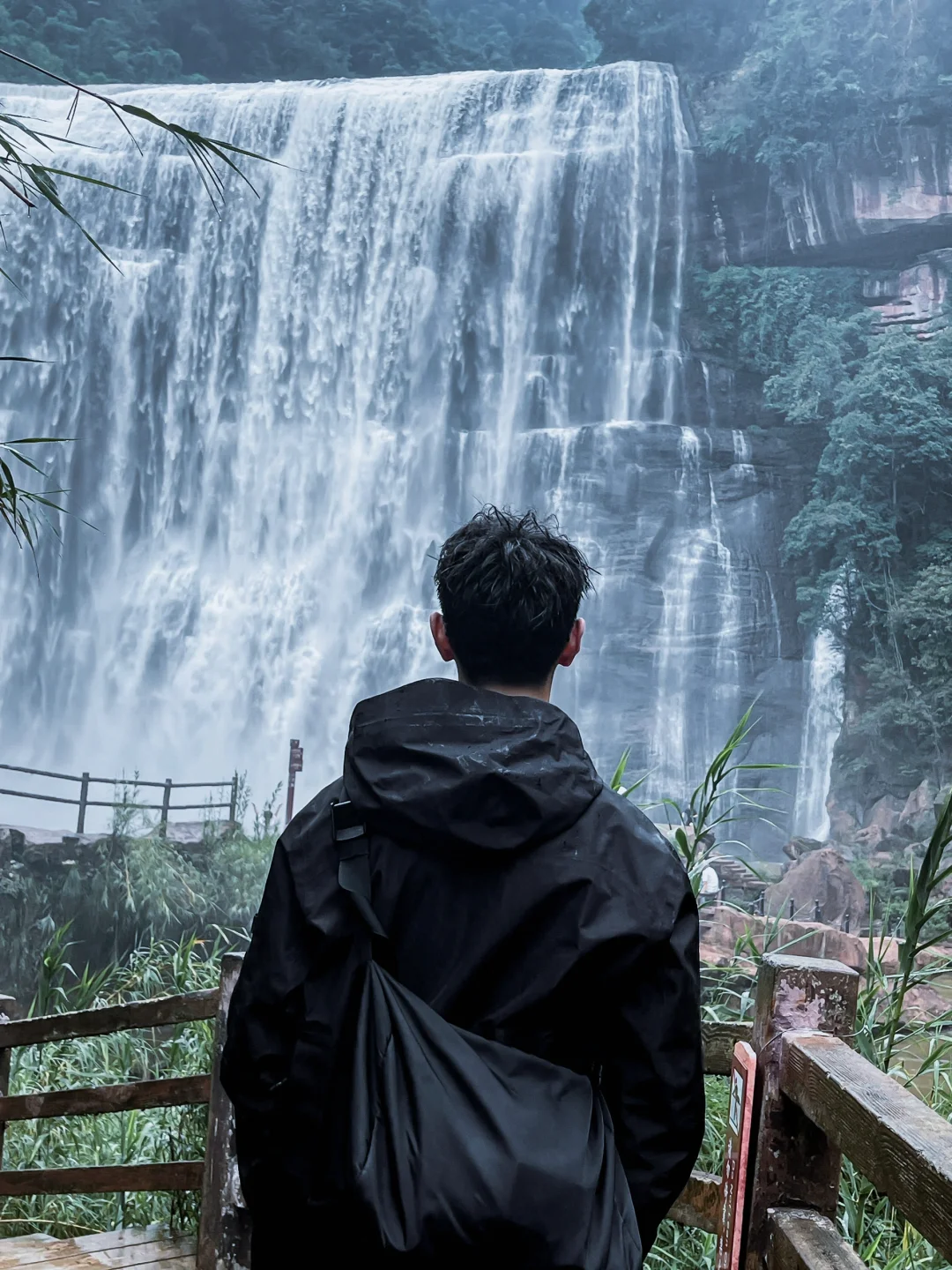 小众旅游地｜避开人群游览4种地貌1座古镇