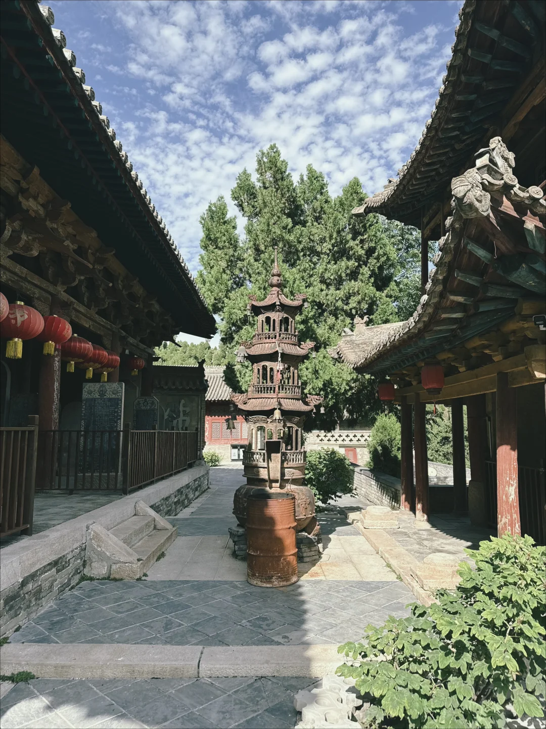 吕梁这座未商业化的古寺📿藏着千年的浪漫