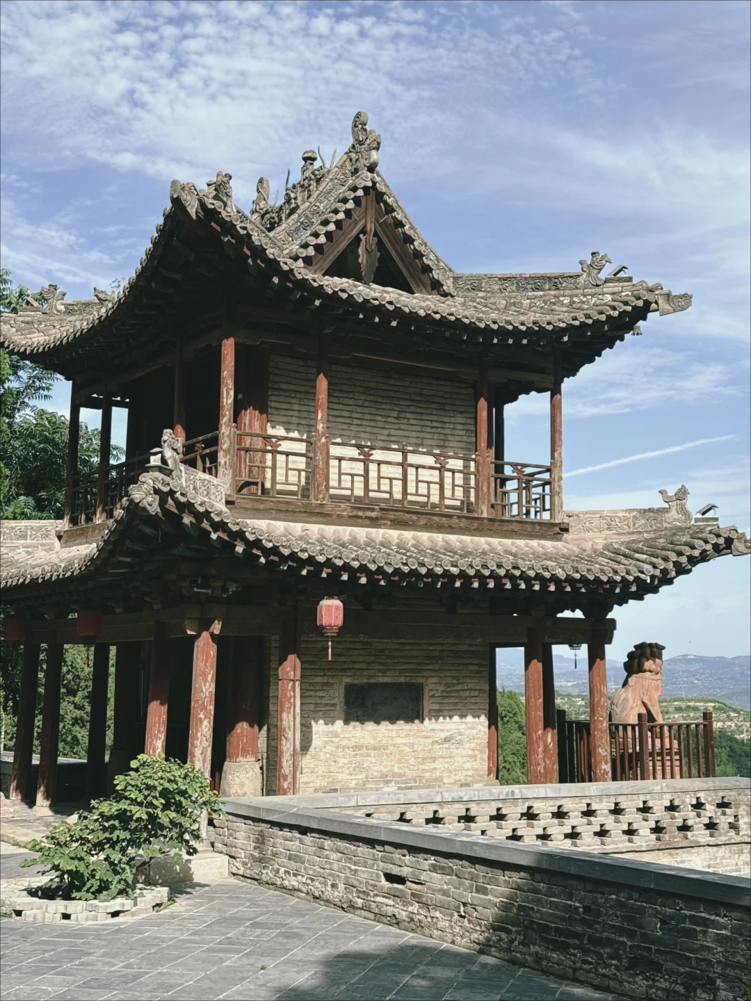 吕梁这座未商业化的古寺📿藏着千年的浪漫