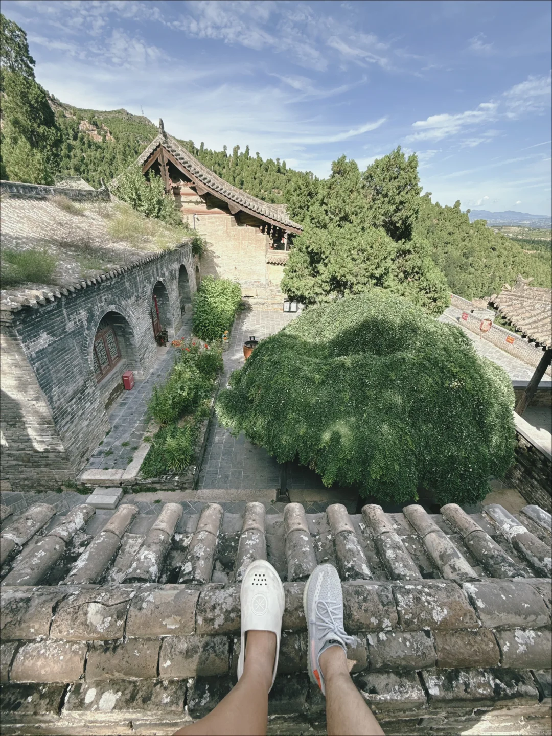 吕梁这座未商业化的古寺📿藏着千年的浪漫