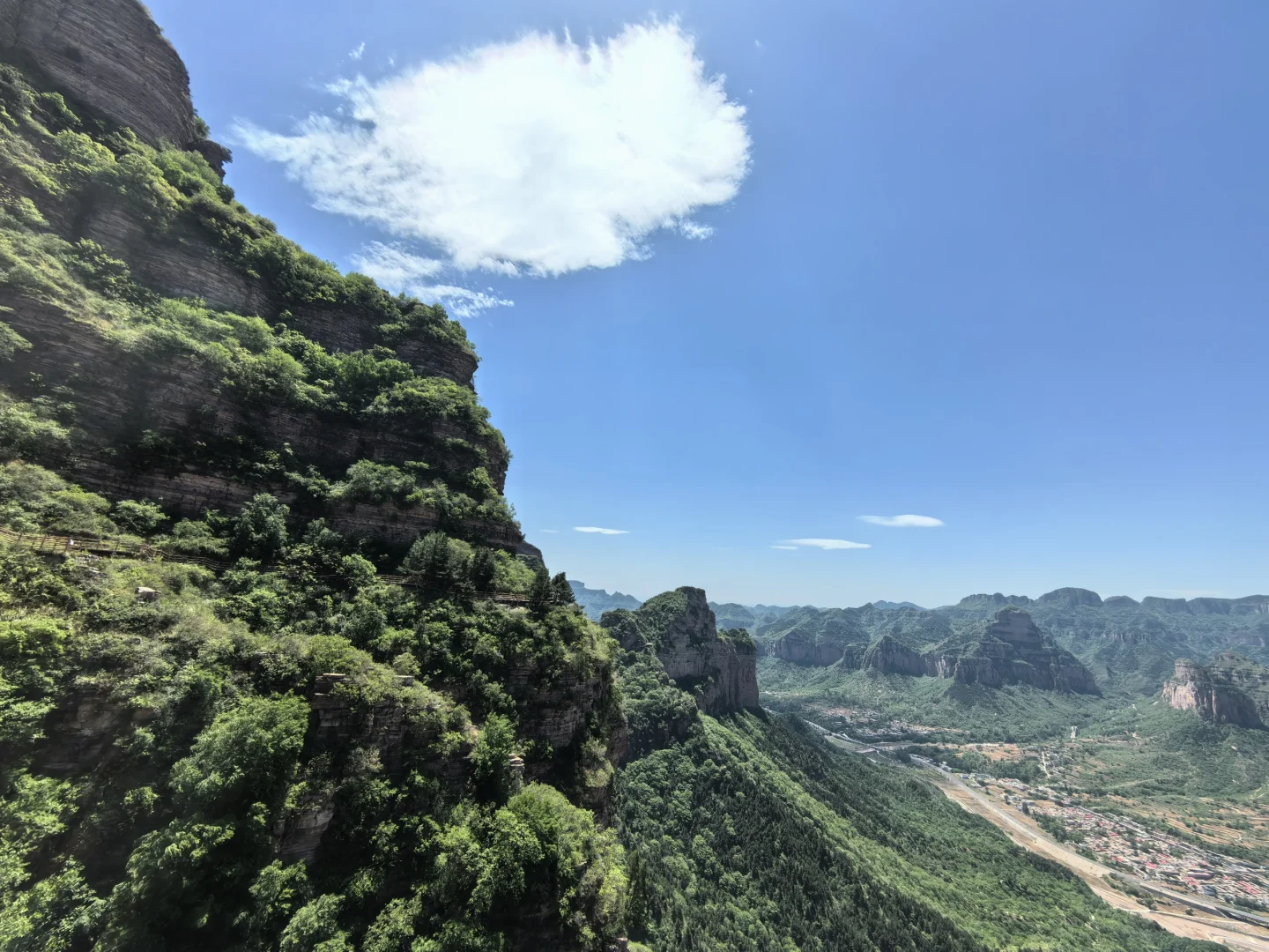 东太行太值得来了，就是买通票也值。