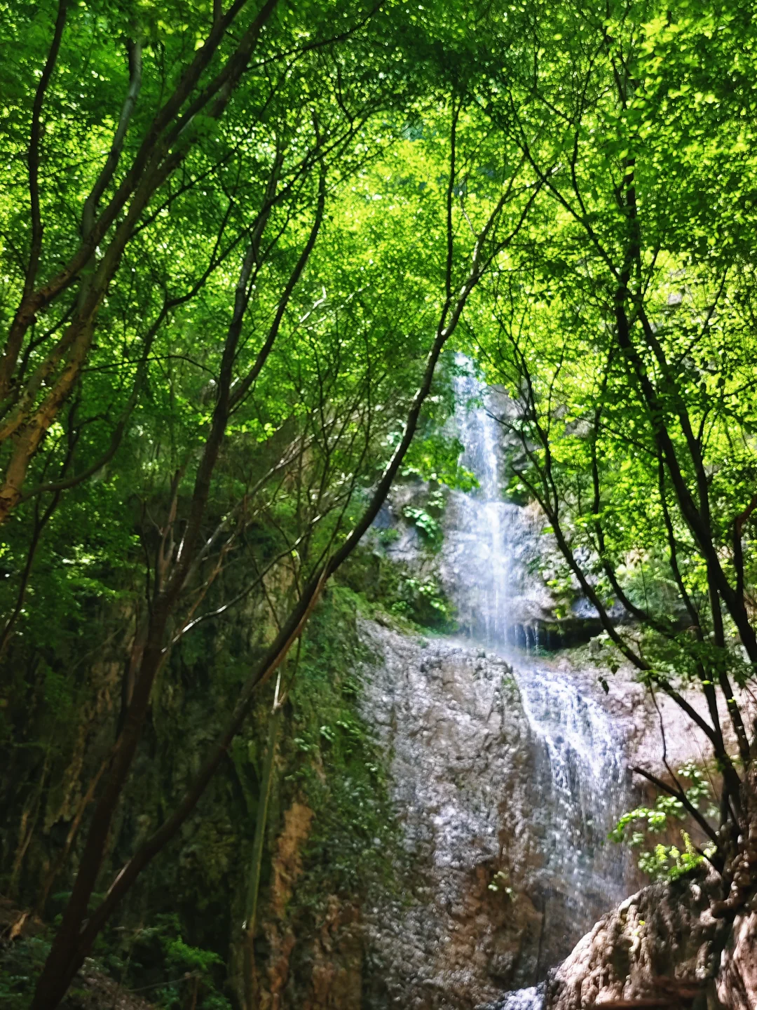 河北保定丨10亿年前地质景观，22℃清凉夏天