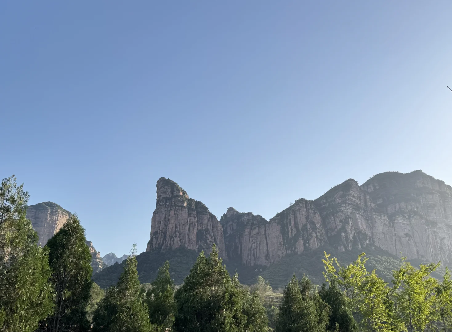 雄奇险峻的邯郸东太行