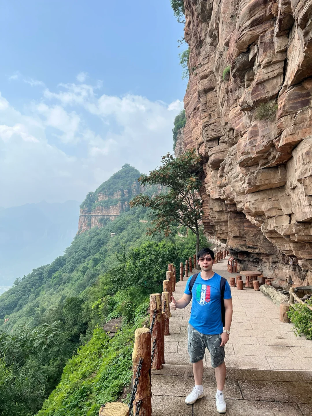 邯郸旅行：东太行山，包场爬山，绝美丹霞地貌