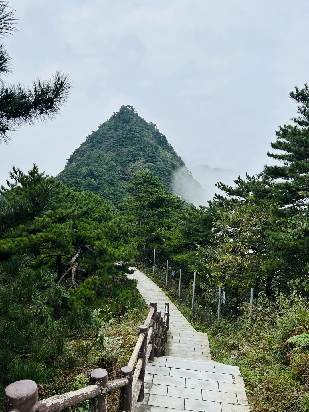 十一这个景区，景美人少