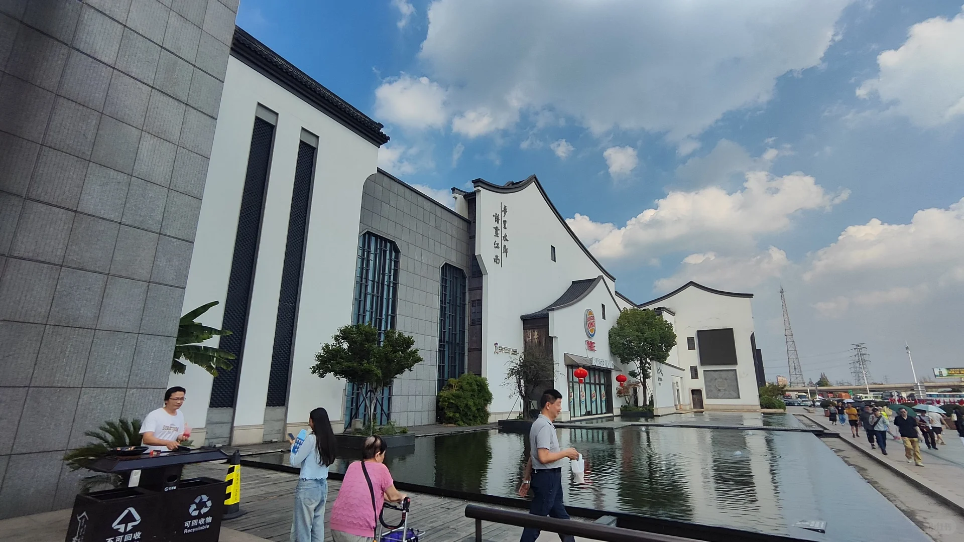沪宁高速上的服务区，算是空调全覆盖的景区