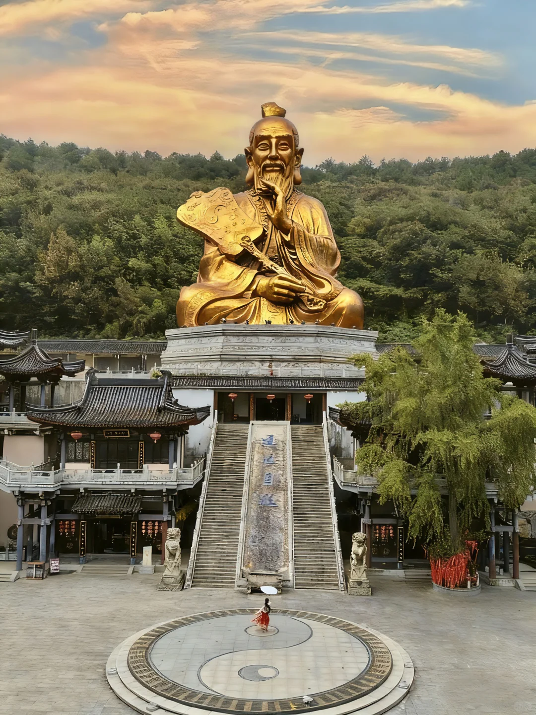 我很少用“震撼”来形容一个地方，直到来了这