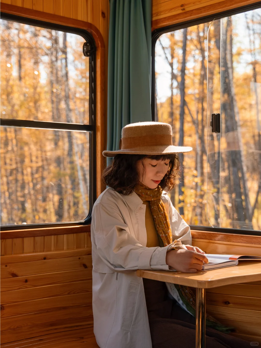 🍂你的内蒙追秋旅行攻略已准备好📚请查收!