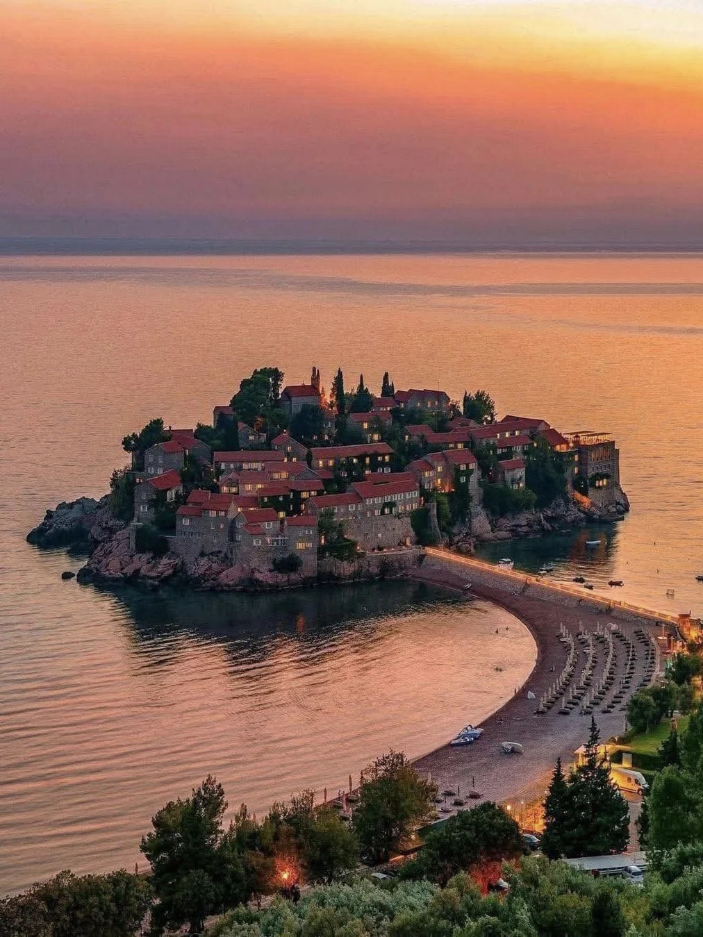 黑山保姆级攻略,免签欧洲小众宝藏旅游地