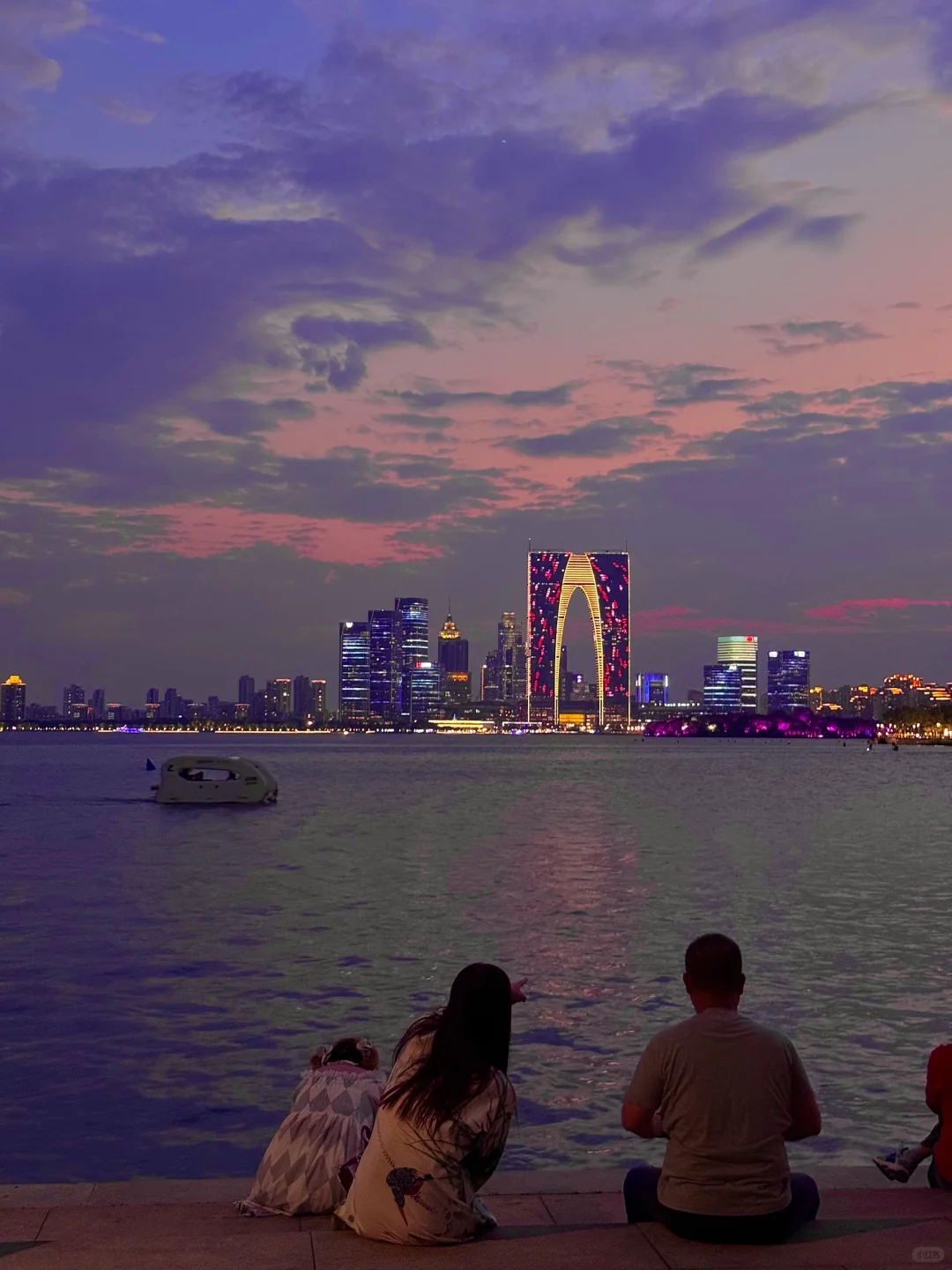 以为乌镇很美了,直到我去了苏州。。。。。。