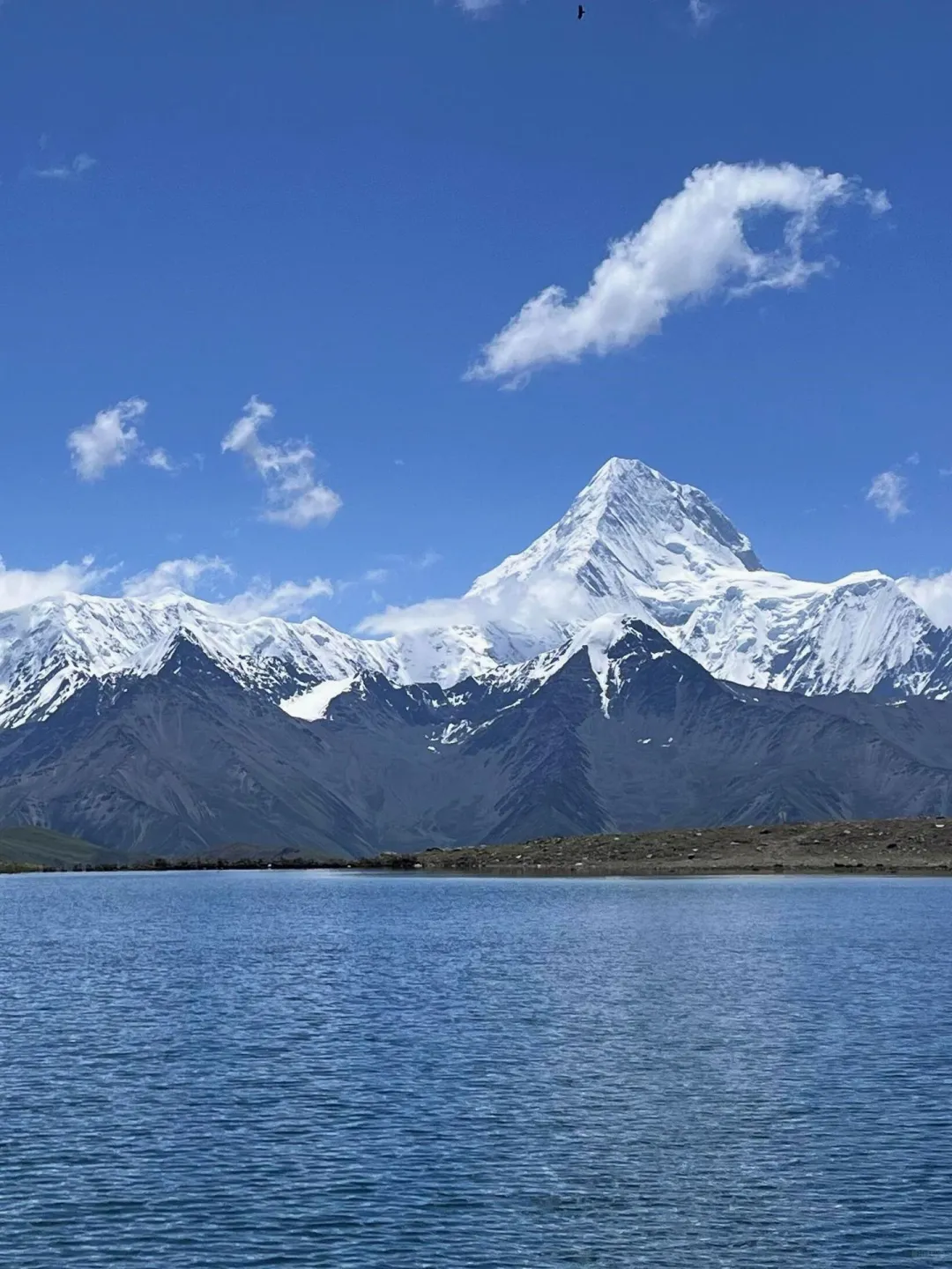 作为贡嘎雪山的“私藏镜子”