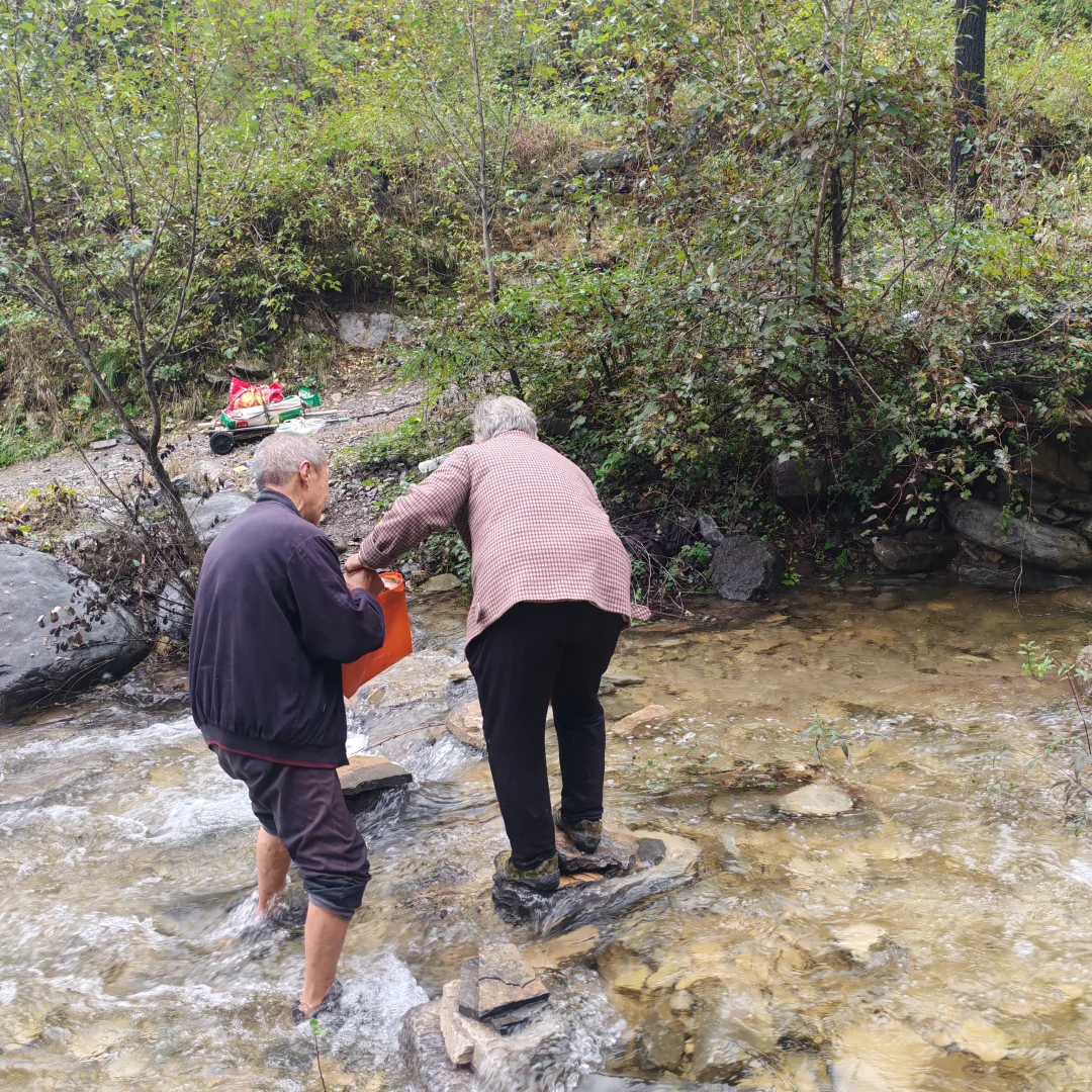 齐王寨景区请把村路修好