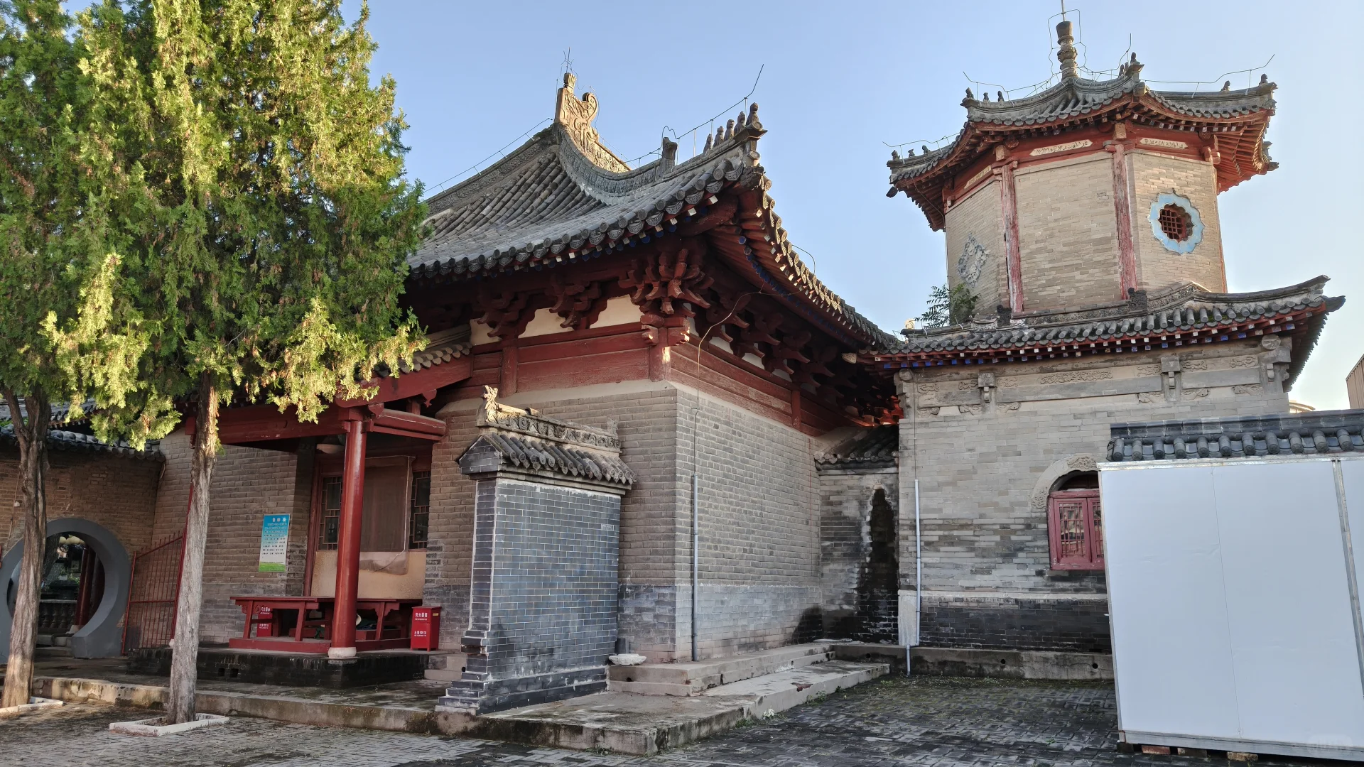 第一次进清真寺，还是元朝古寺