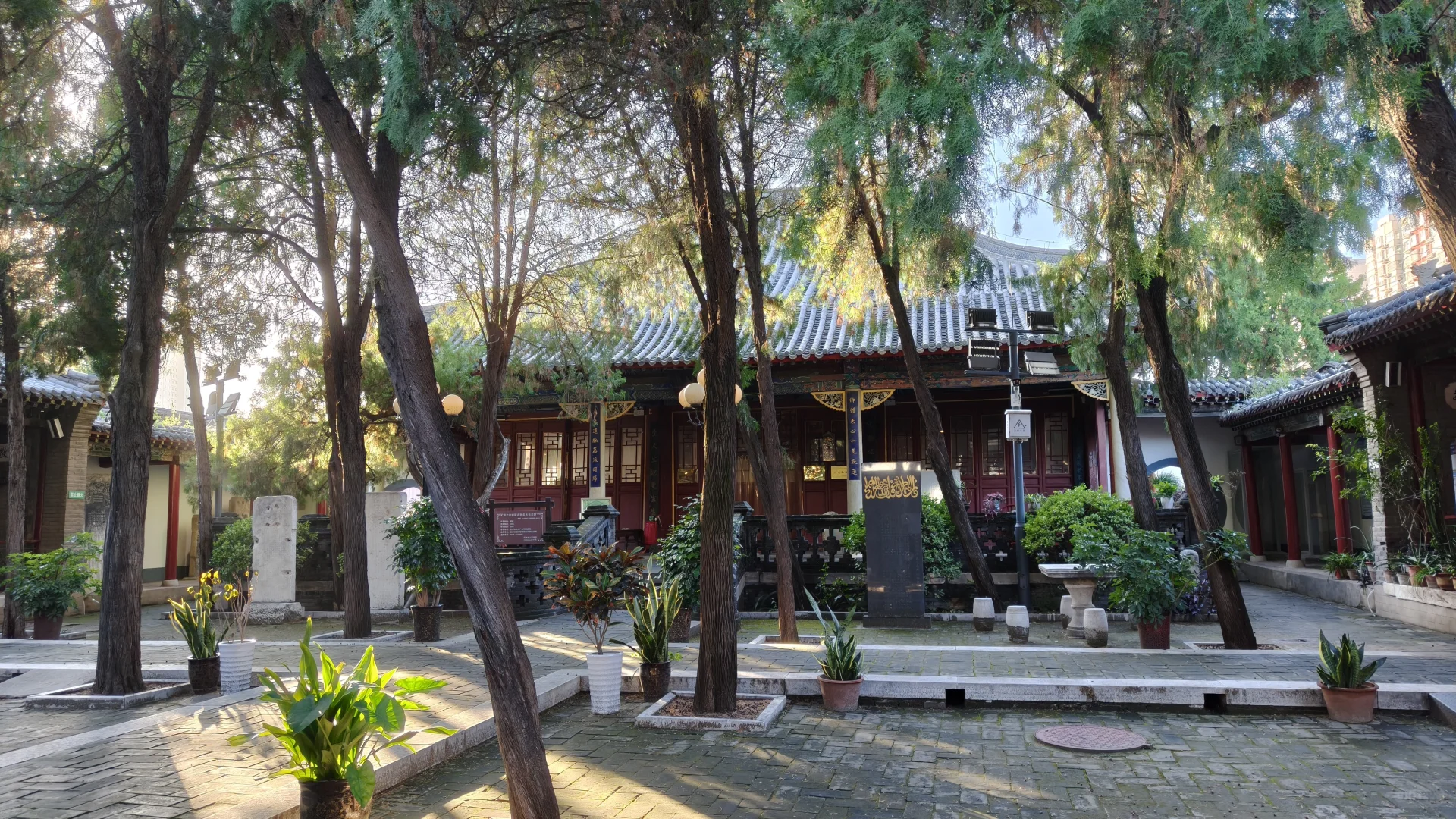 第一次进清真寺，还是元朝古寺