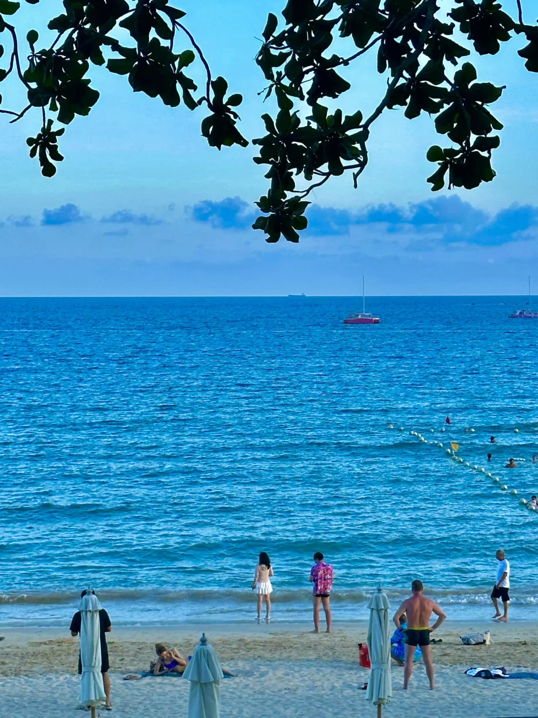 三亚大东海！！有一种不在国内的美！！！！🏝️