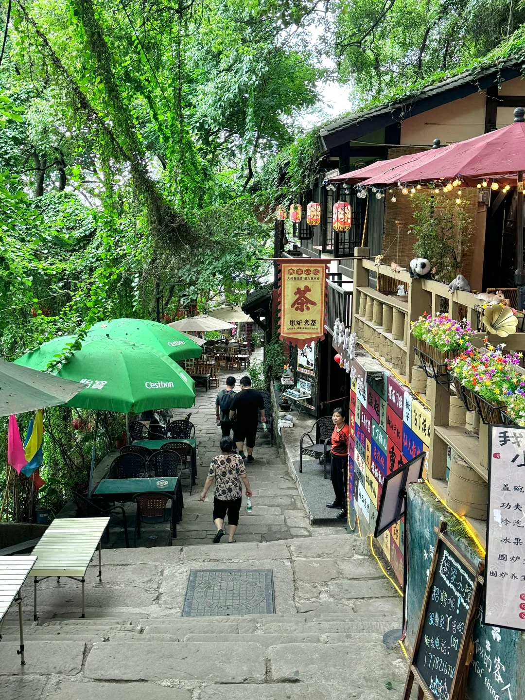 重庆这几个地方!亲测比洪崖洞好玩10000倍🍃