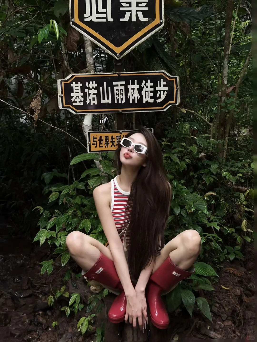 红靴女孩的自由感和生命力