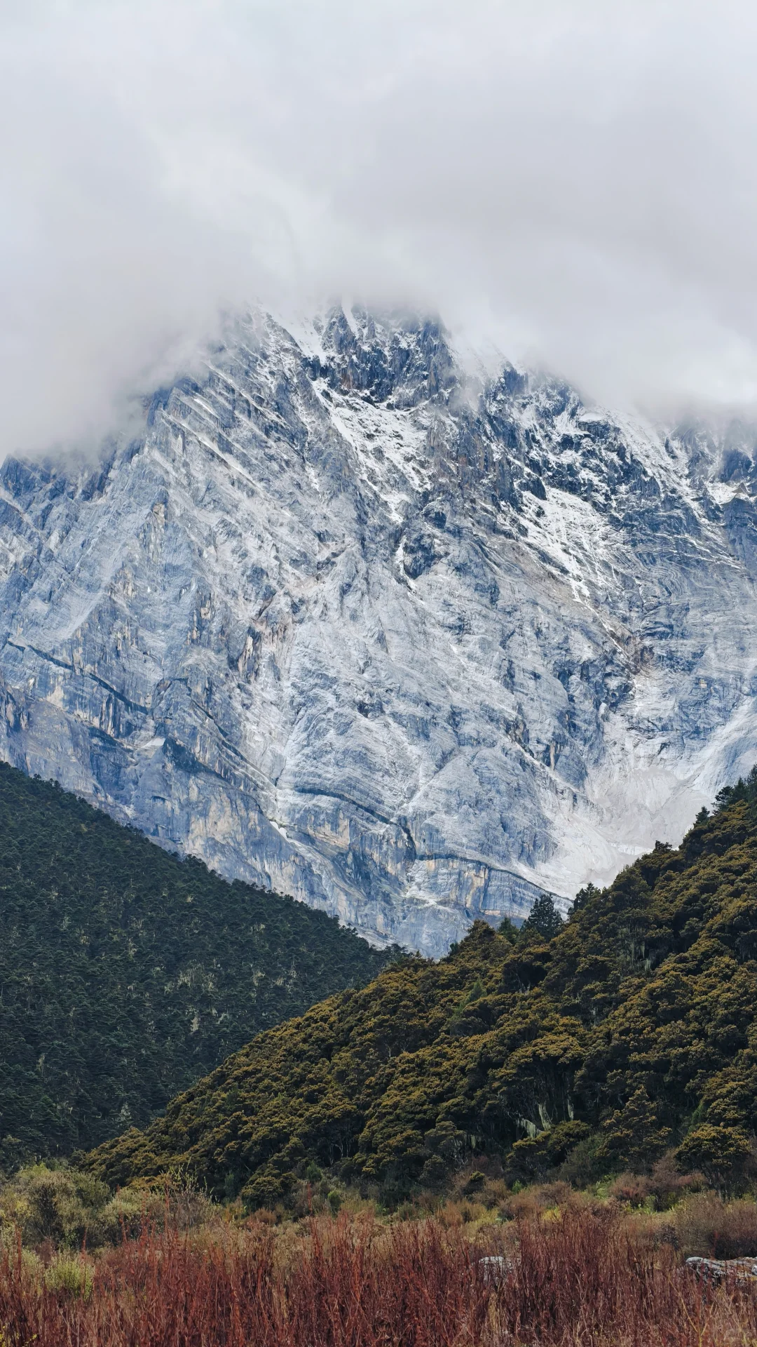 亚丁大转山景区进出