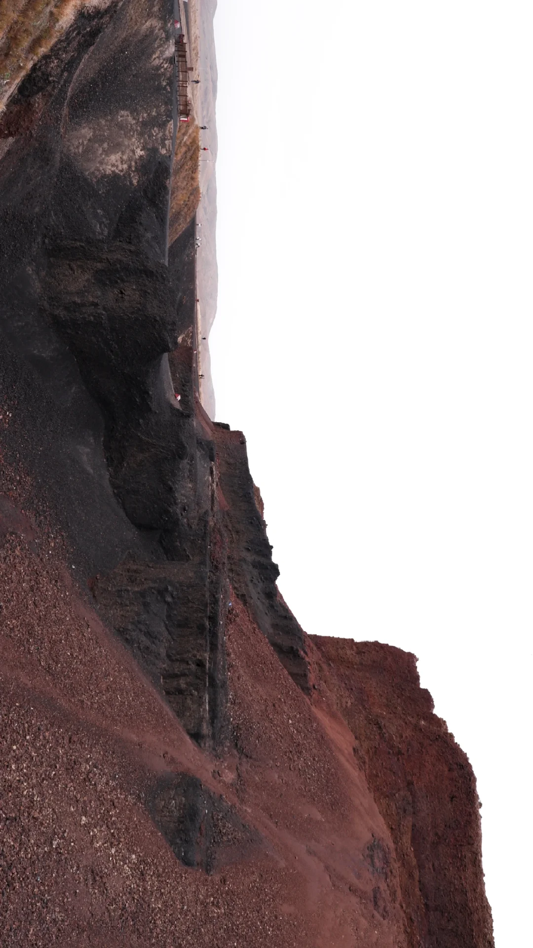 乌兰哈达火山有虫灾