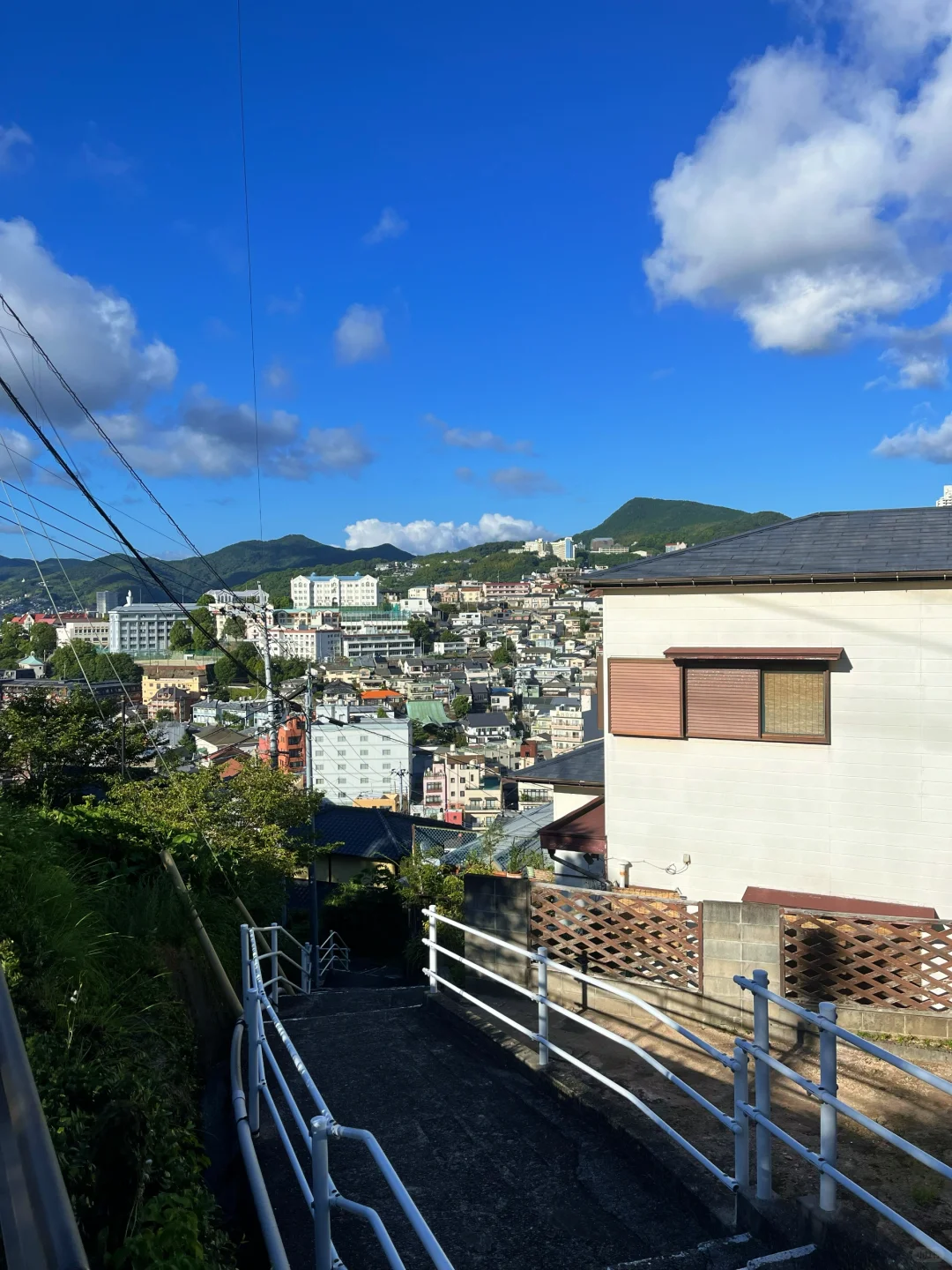 长崎真的非常像漫画「你的名字」