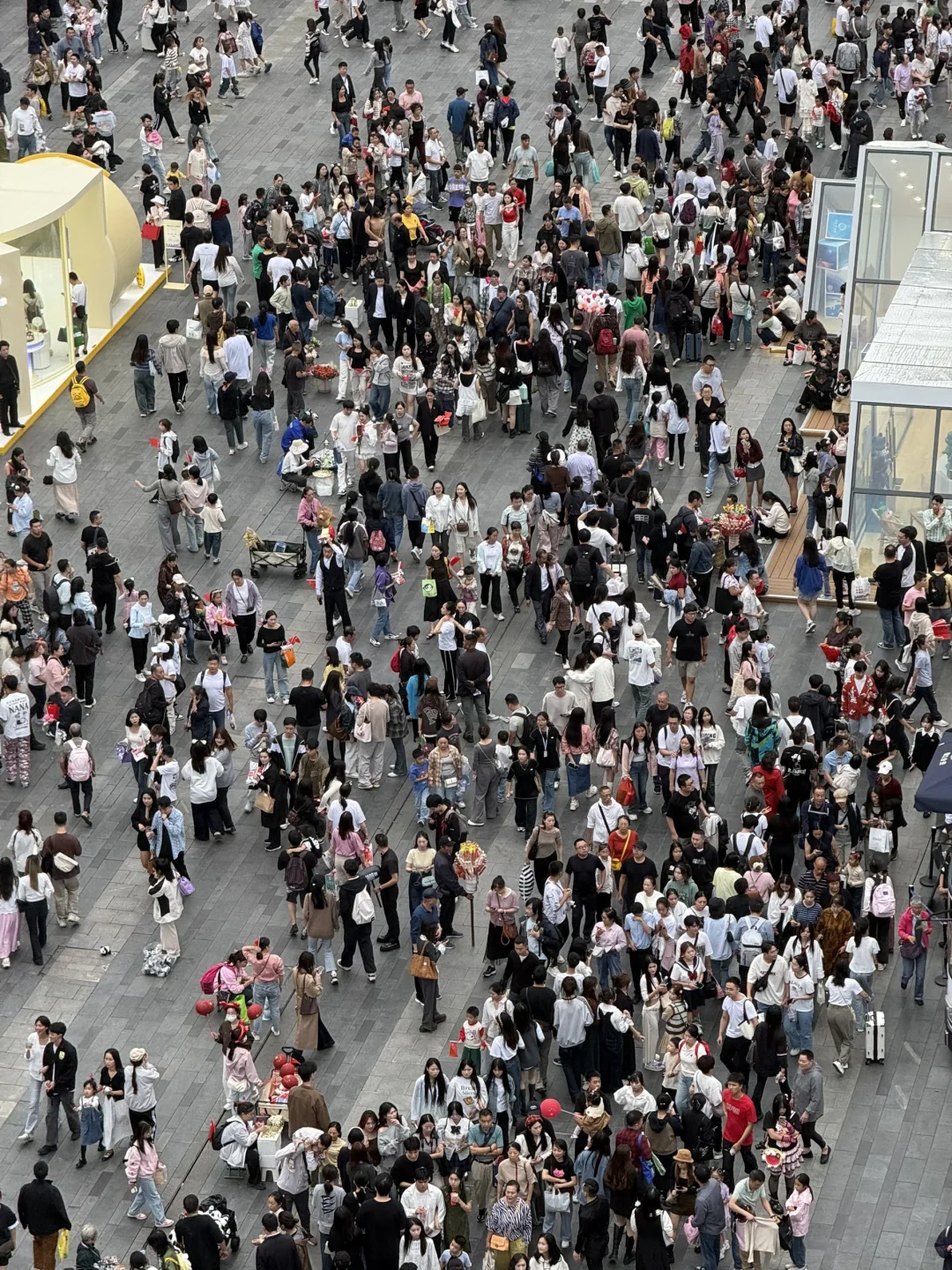 10.1成都现状！！！不要太离谱了。。。。。