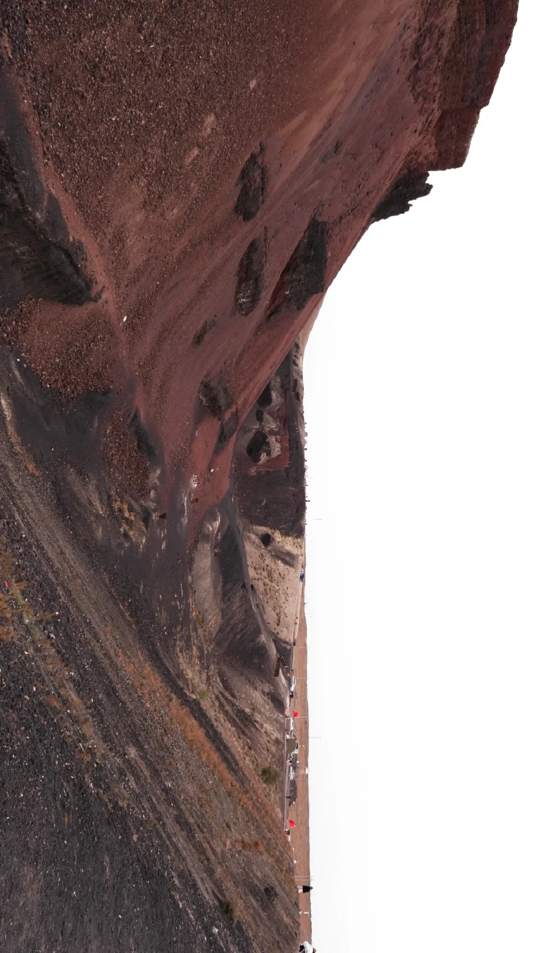 乌兰哈达火山有虫灾