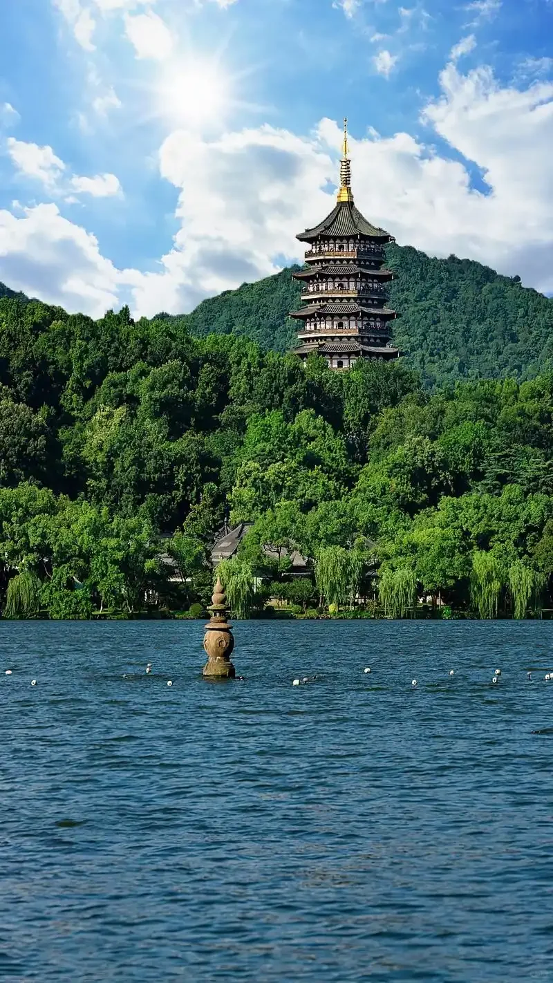 2025必打卡十大国内热门旅游景点