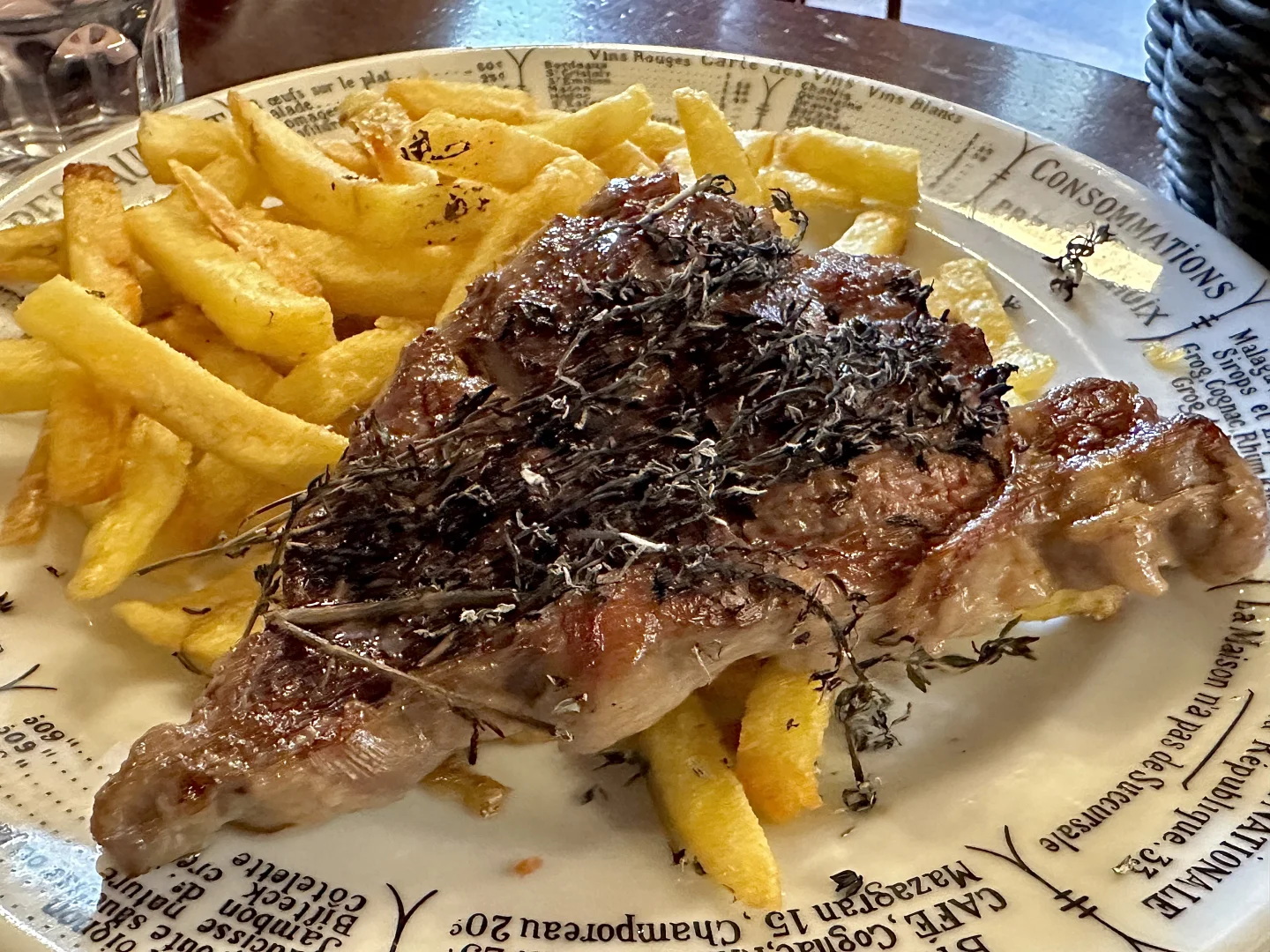 巴黎必吃法餐🐌!人均10欧!!就在卢浮宫附近!