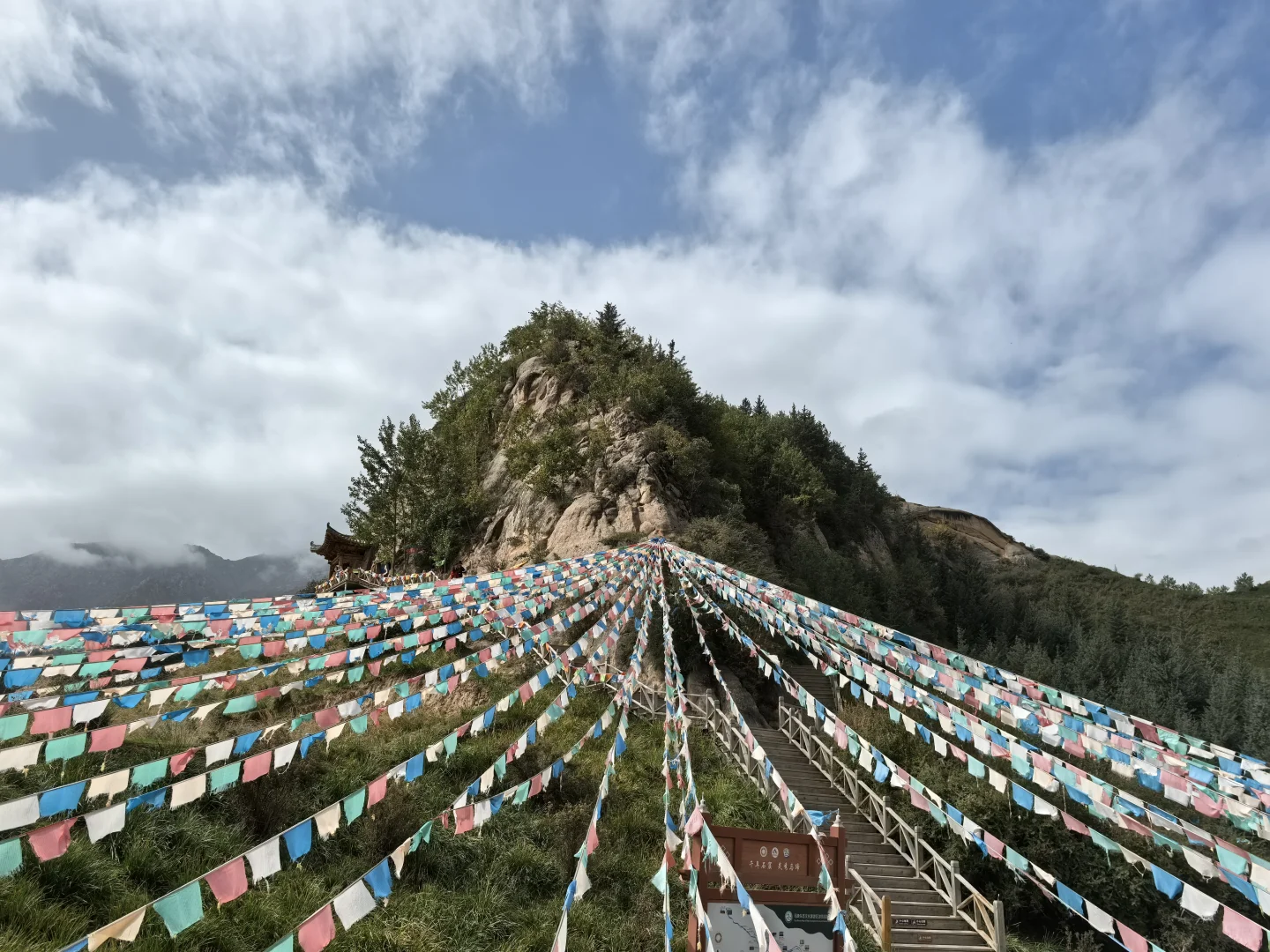 甘肃兰州-张掖-嘉峪关-敦煌8天7晚旅游攻略