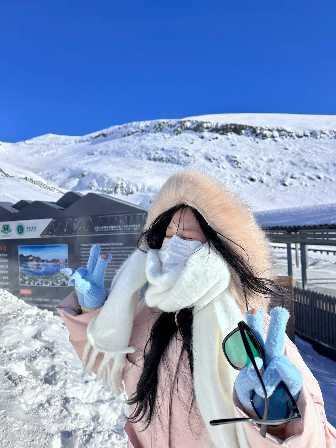 这个冬天一定要去一次长白山天池🏔️