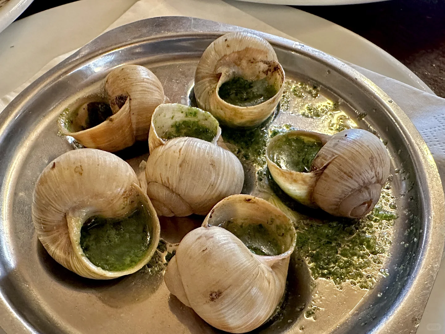 巴黎必吃法餐🐌!人均10欧!!就在卢浮宫附近!