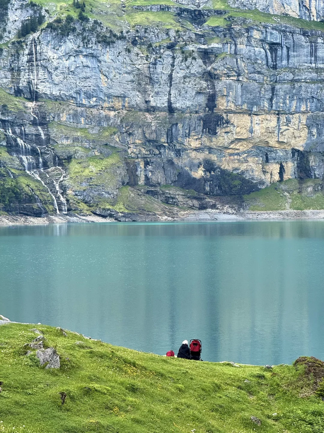 完全是因为这张照片去的瑞士