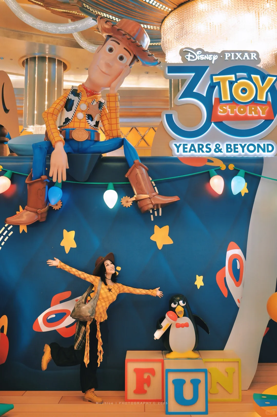 玩具总动员飞上天啦‼️30周年打卡好酷‼️