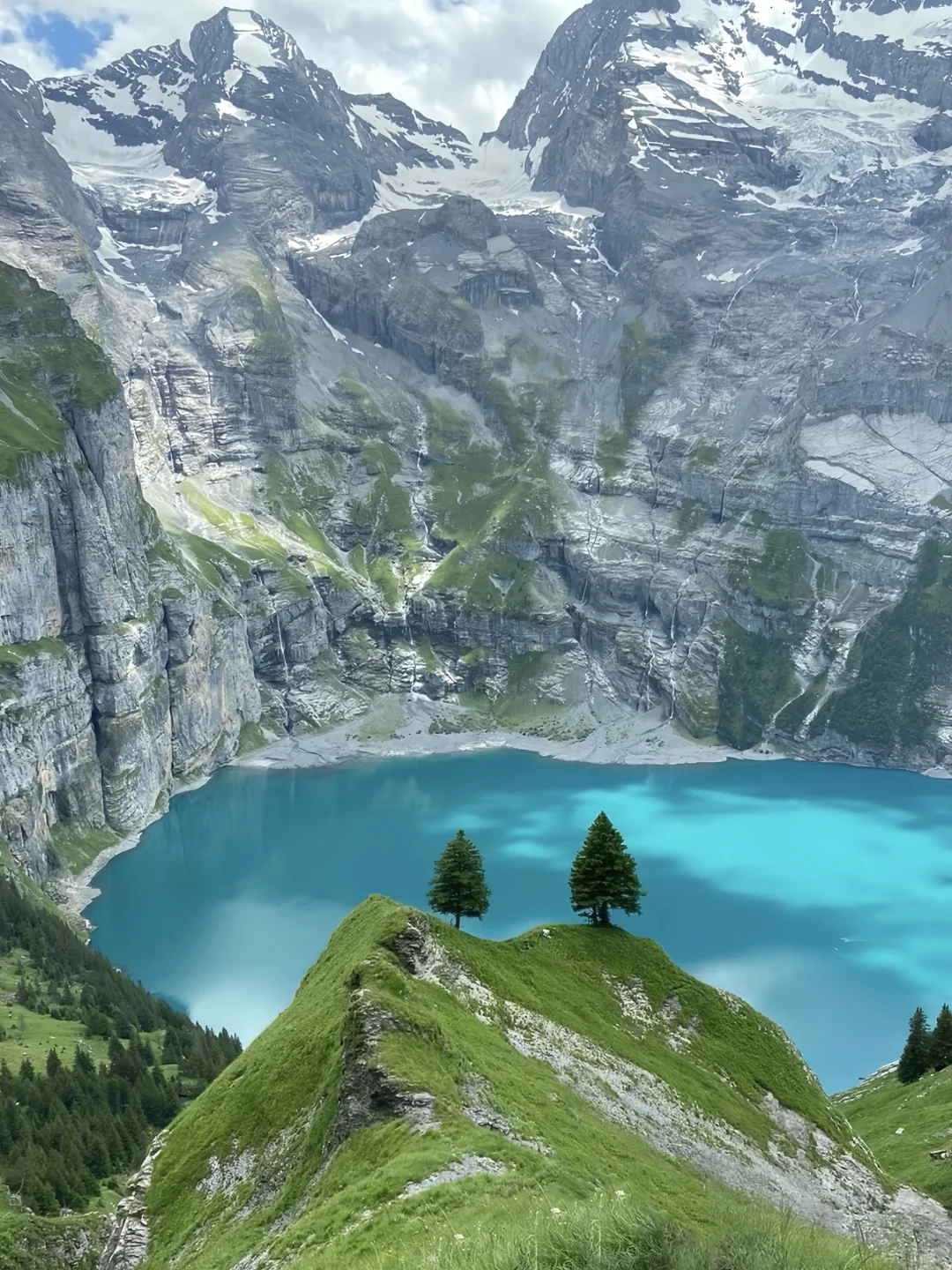 完全是因为这张照片去的瑞士