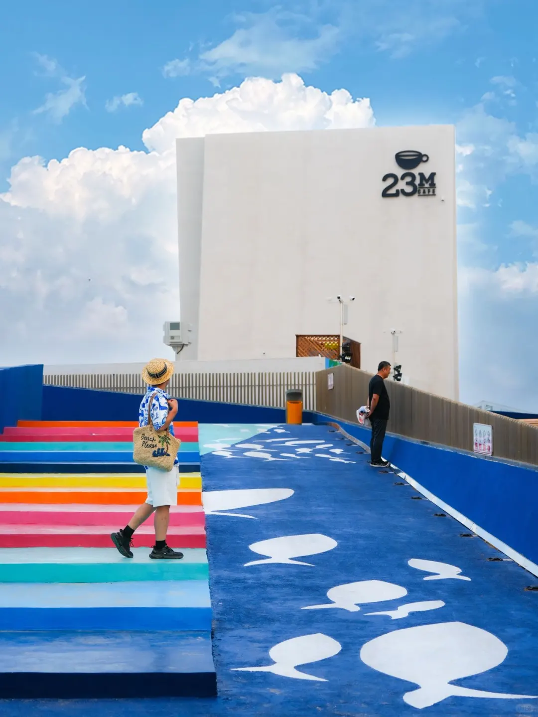 发朋友圈被问爆‼️真不是国外…在天津‼️