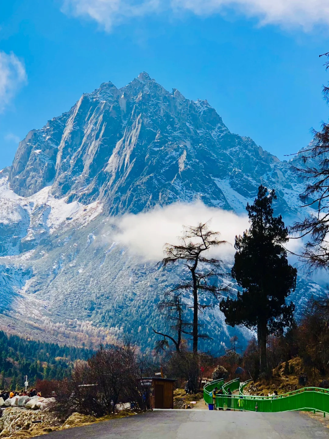 毕棚沟干货攻略👇赏秋玩雪泡温泉