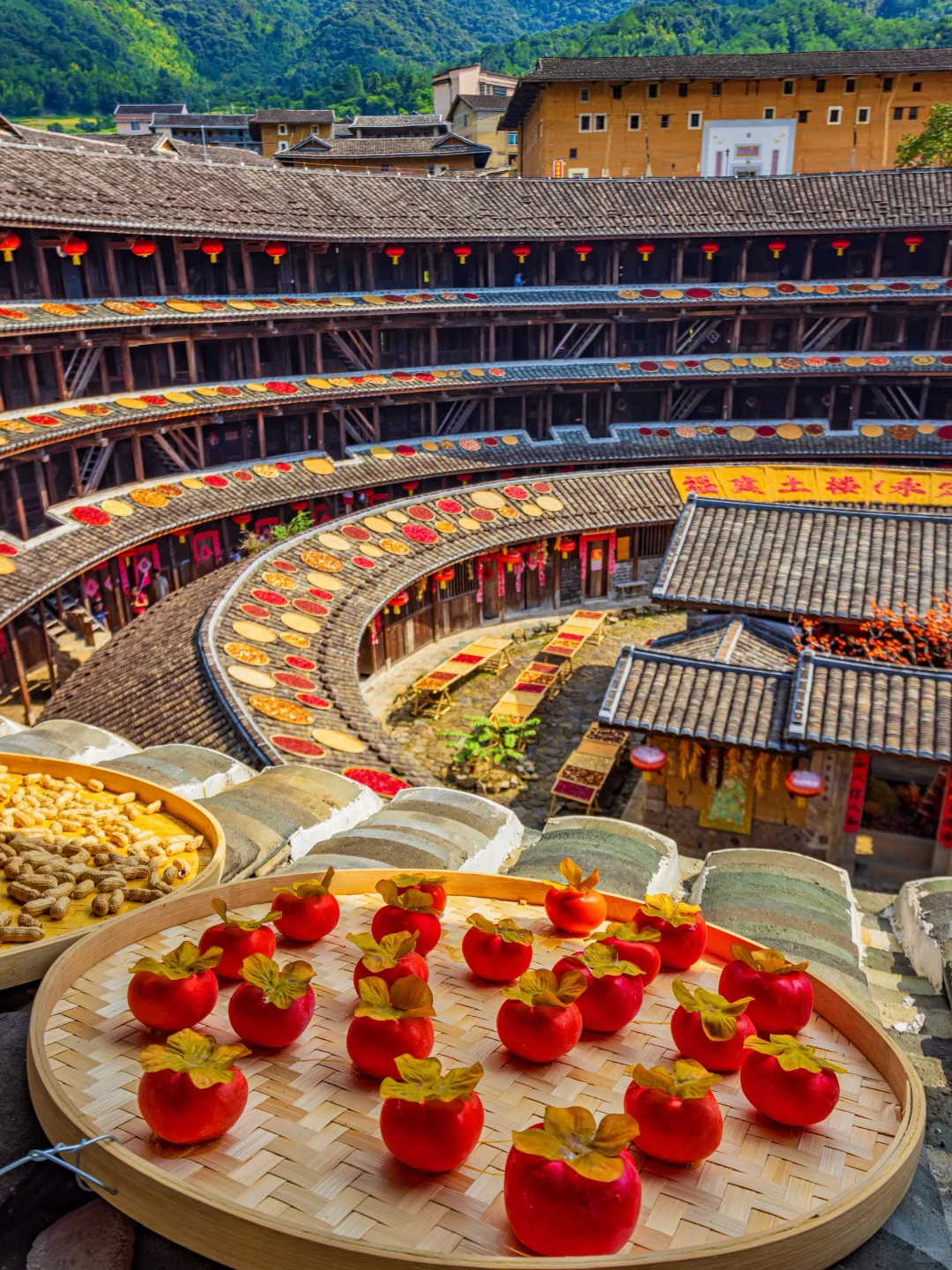 比起婺源!我更推荐这座百年土楼晒秋