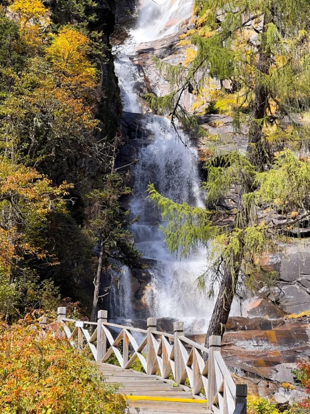 毕棚沟干货攻略👇赏秋玩雪泡温泉
