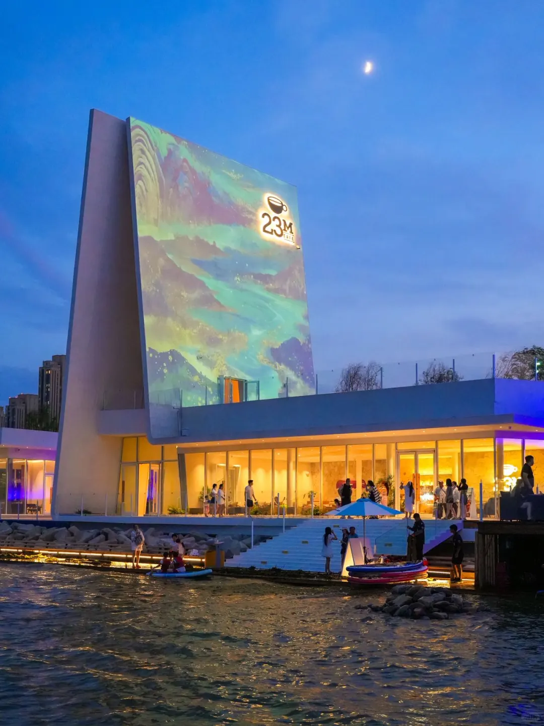 发朋友圈被问爆‼️真不是国外…在天津‼️