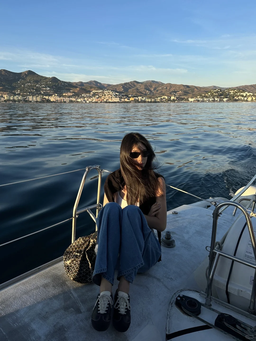 enjoy the sea moment˚⊹ᰔ