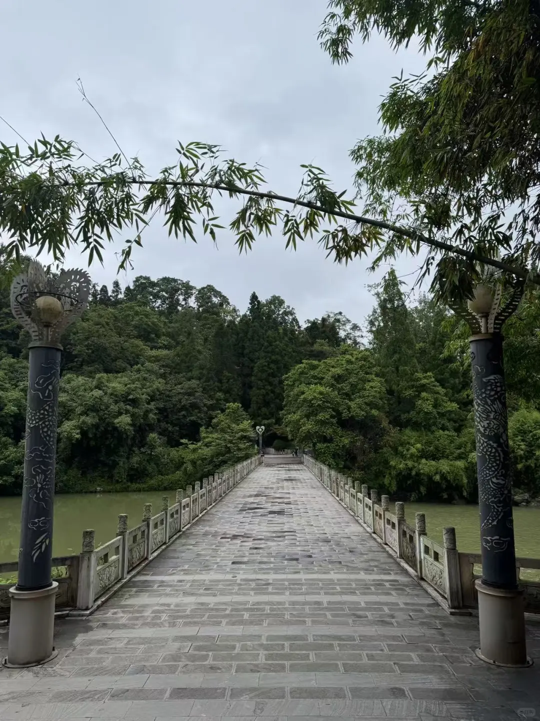 旅行篇-安顺一个被低估的小城-龙宫