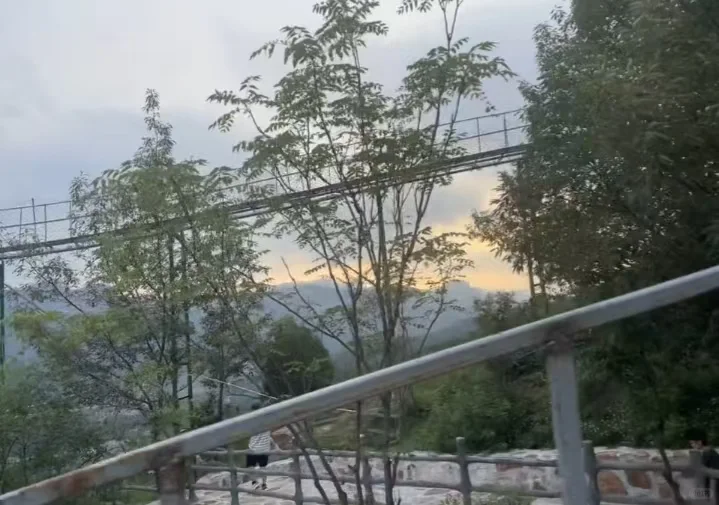 🏞️ 京娘湖：爱情传说的山水画卷