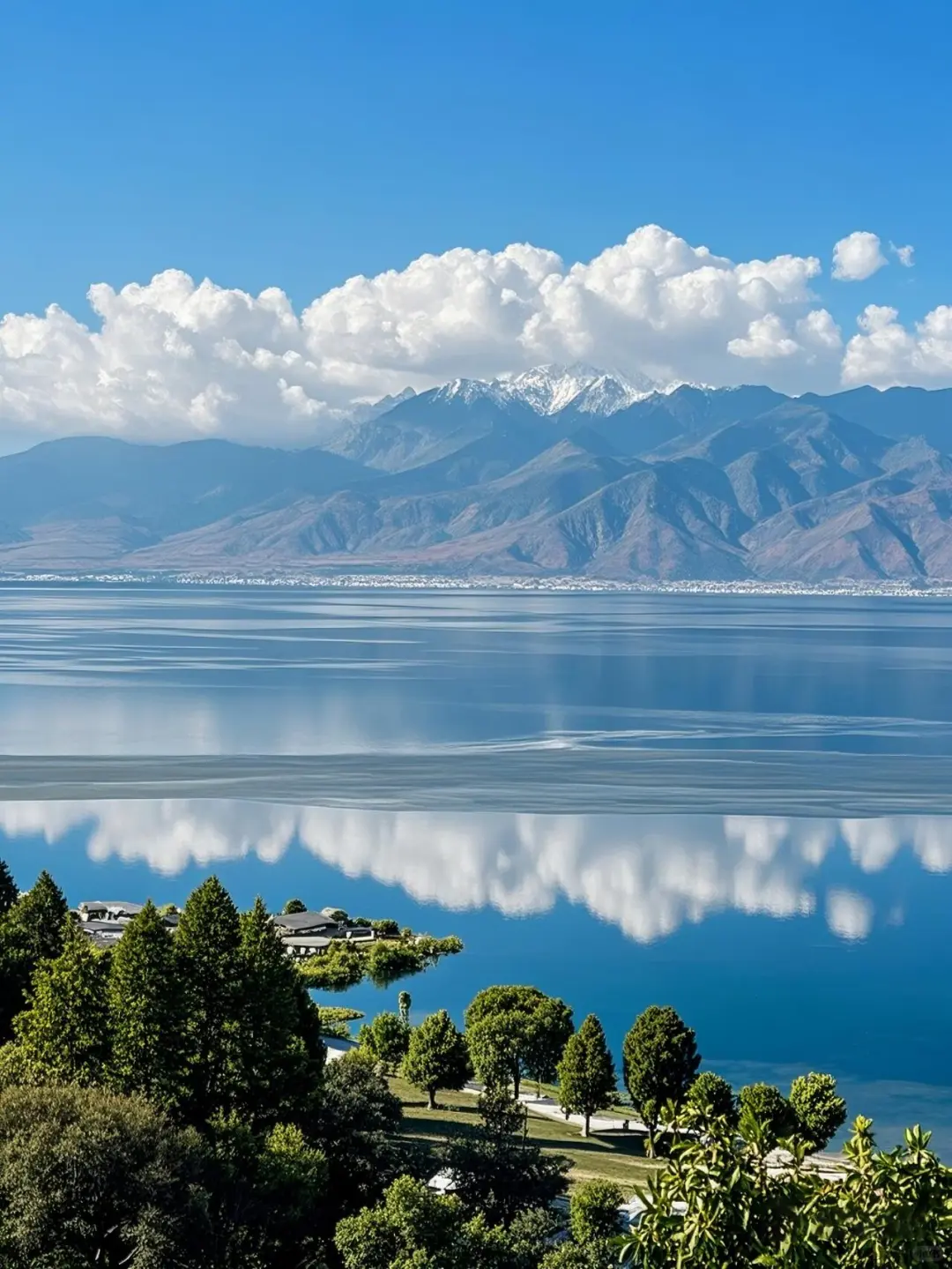 苍山下⛰️ 洱海旁🌊