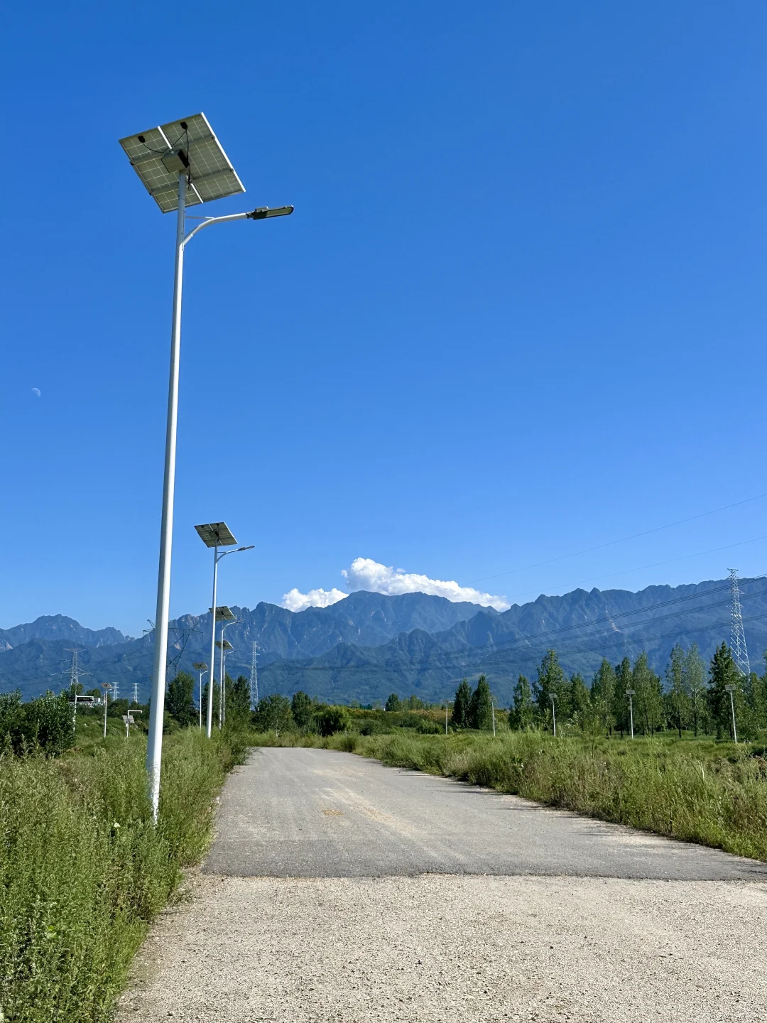 秦岭山与河视频没想到好多人喜欢，图片安排
