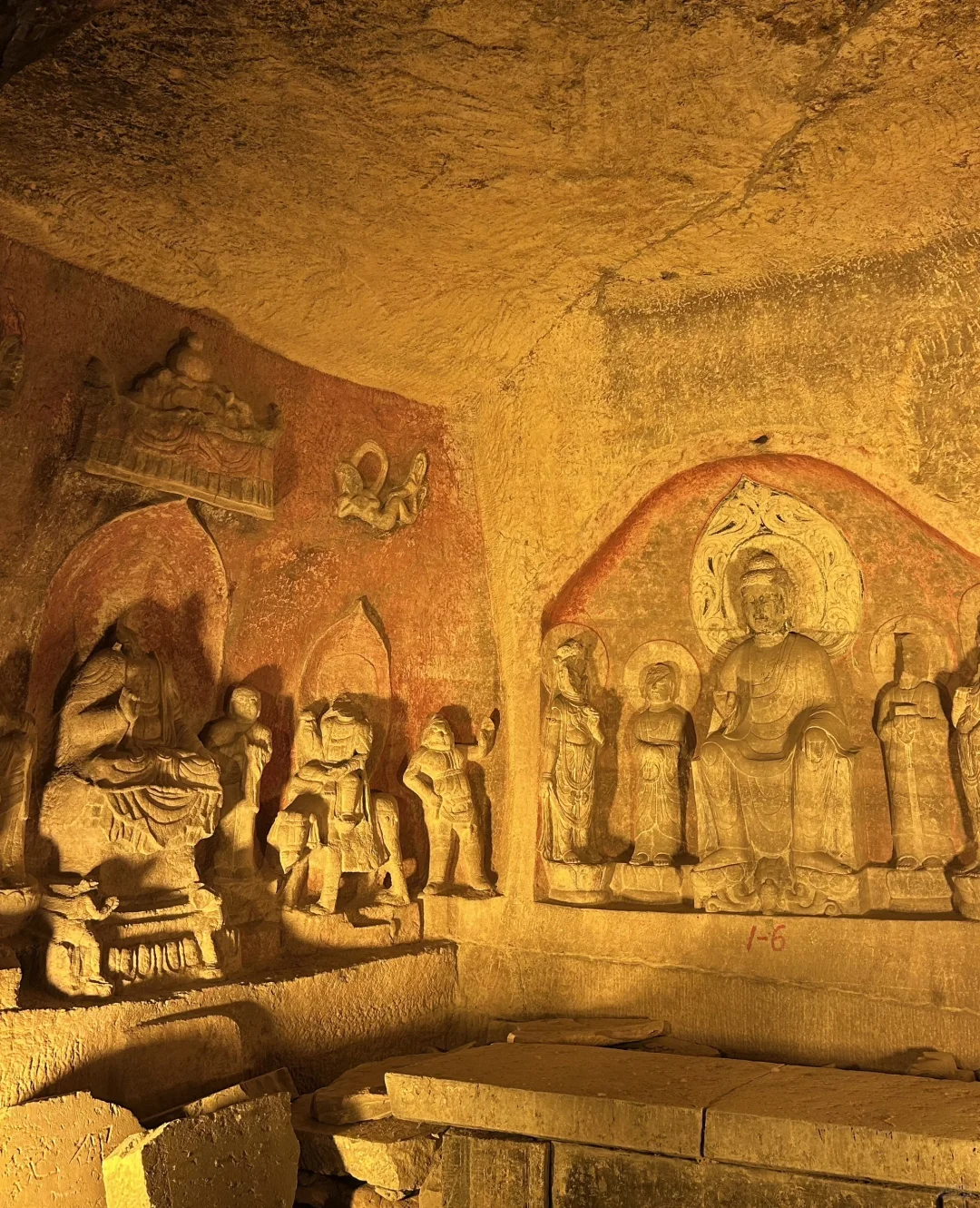 国庆响堂山石窟，半日游玩攻略