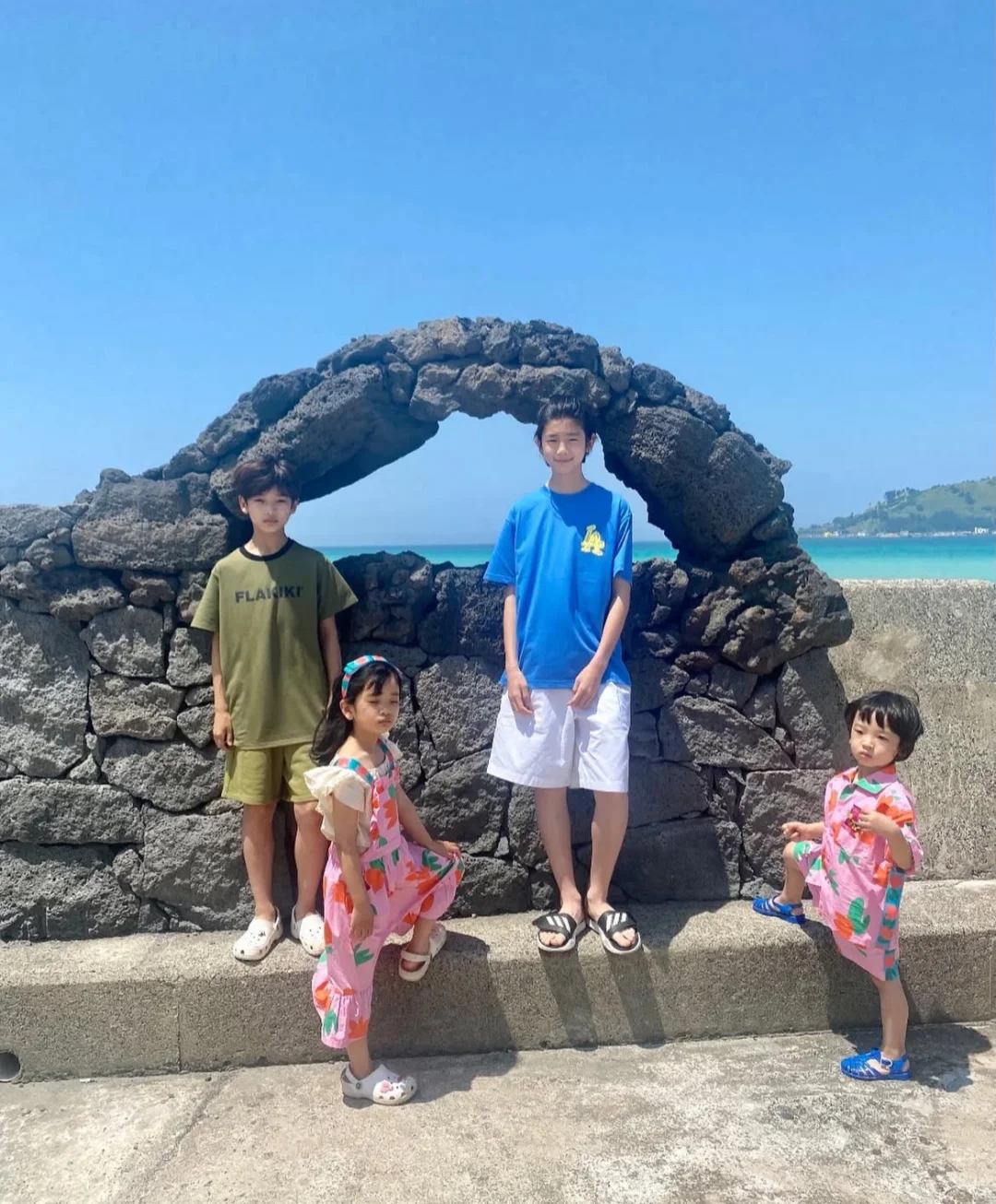 22年5月和朋友一起旅游的猪勋