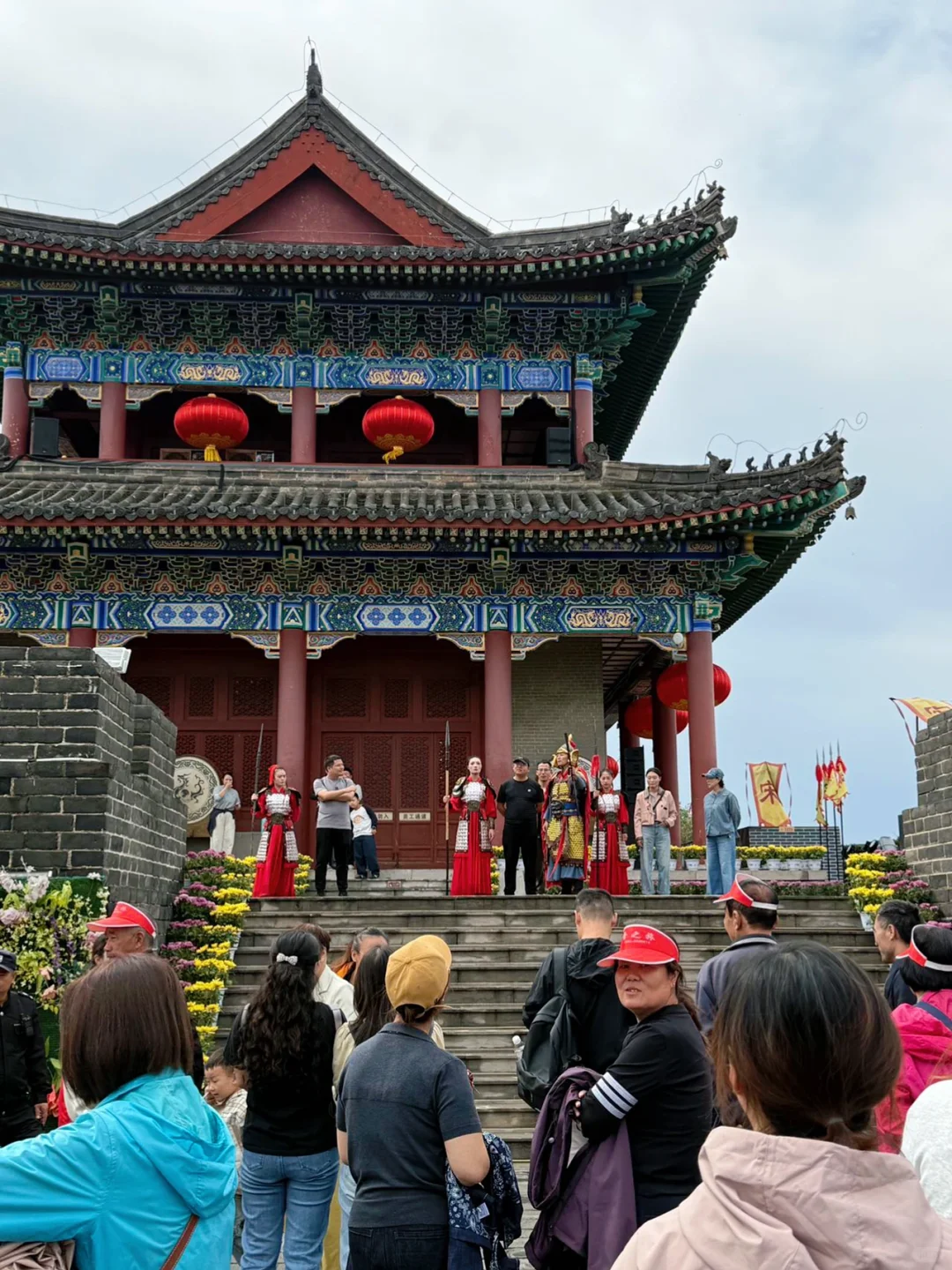 别逛其他景区了！国庆来开封城墙才是真会玩