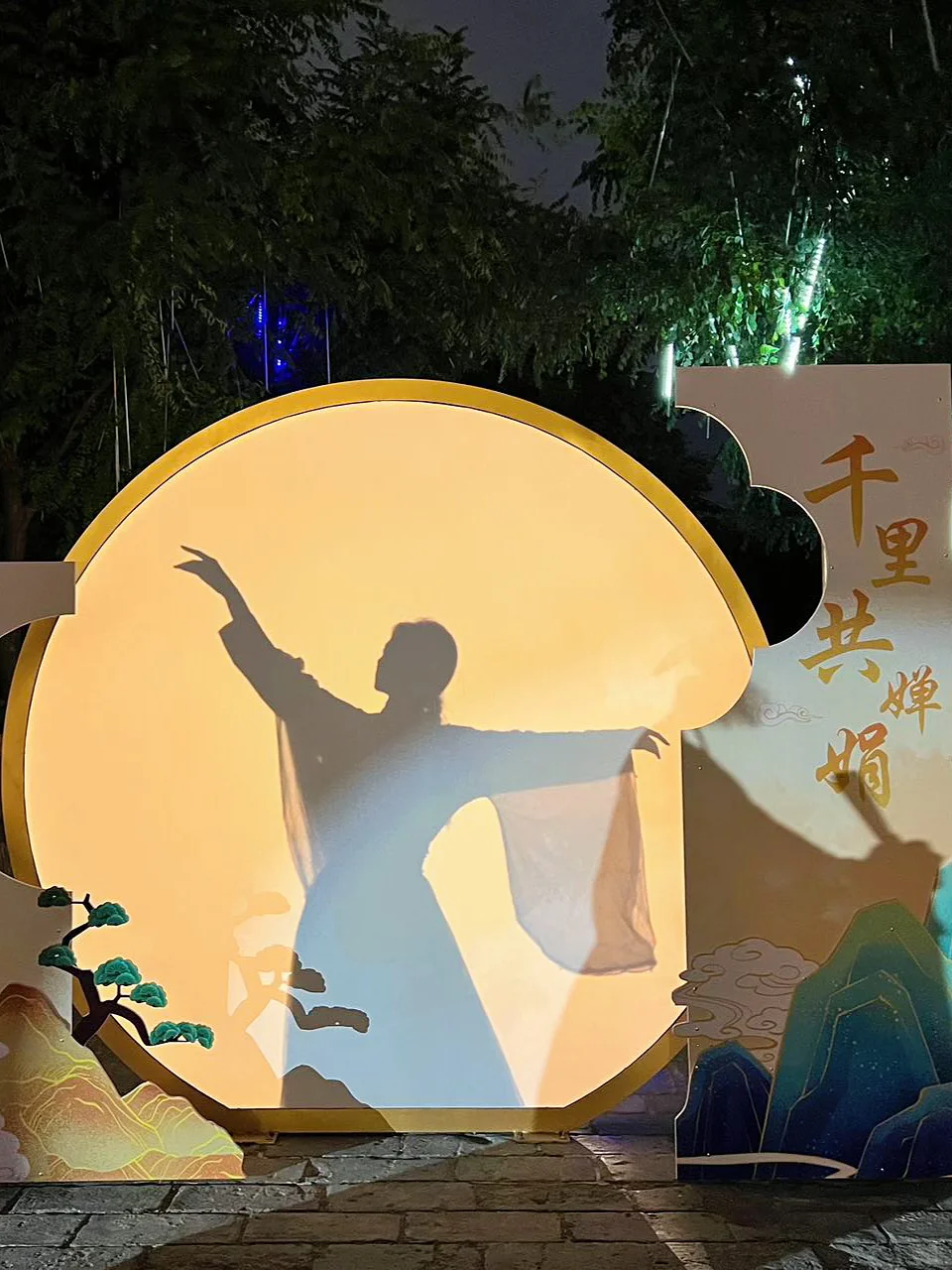 别逛其他景区了！国庆来开封城墙才是真会玩